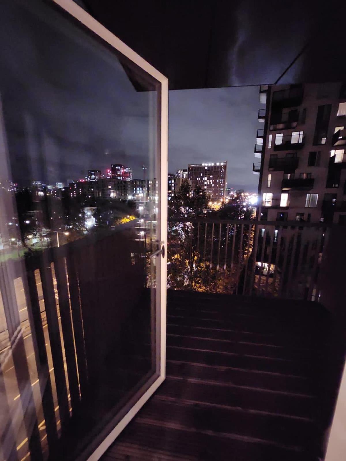 Kaf Luxury Apartment ลอนดอน ภายนอก รูปภาพ